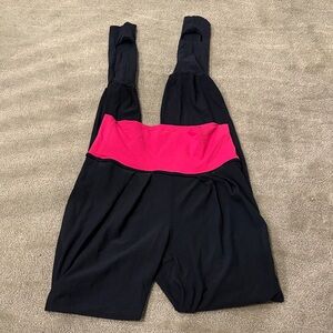 lululemon athletica yoga pants size 4